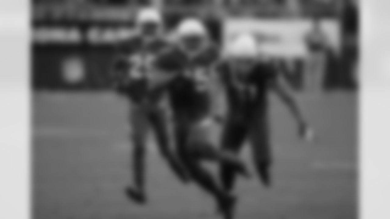 Kerry Rhodes returned his interception 33 yards