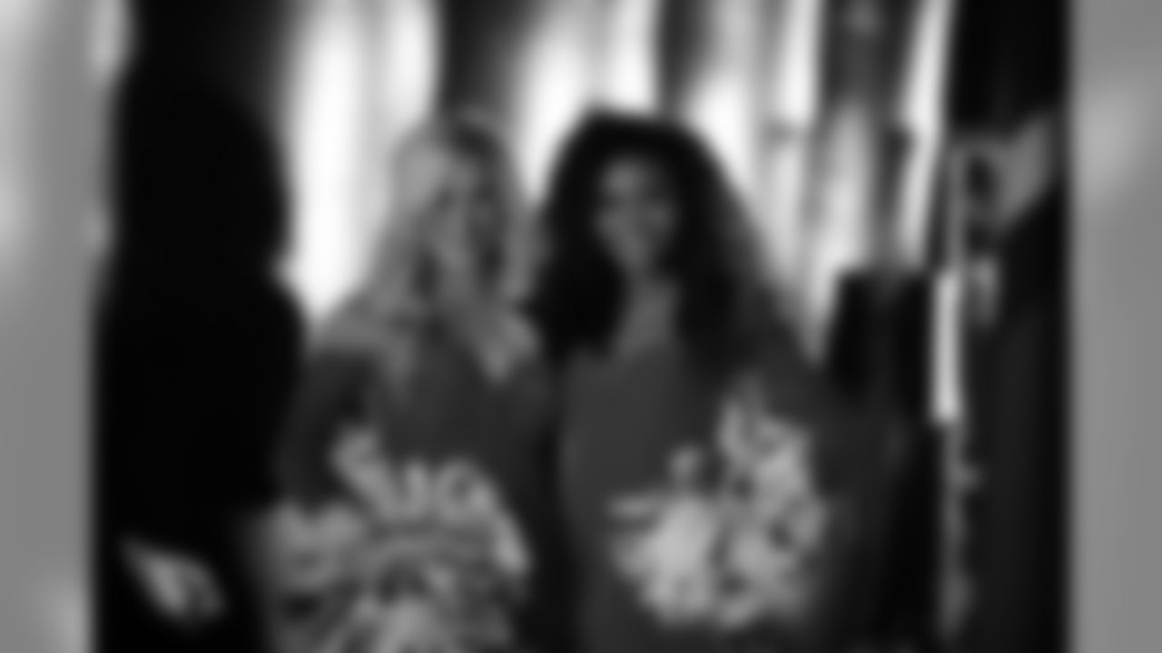 Images of the Cardinals cheerleaders during the Week 15 contest at State Farm Stadium