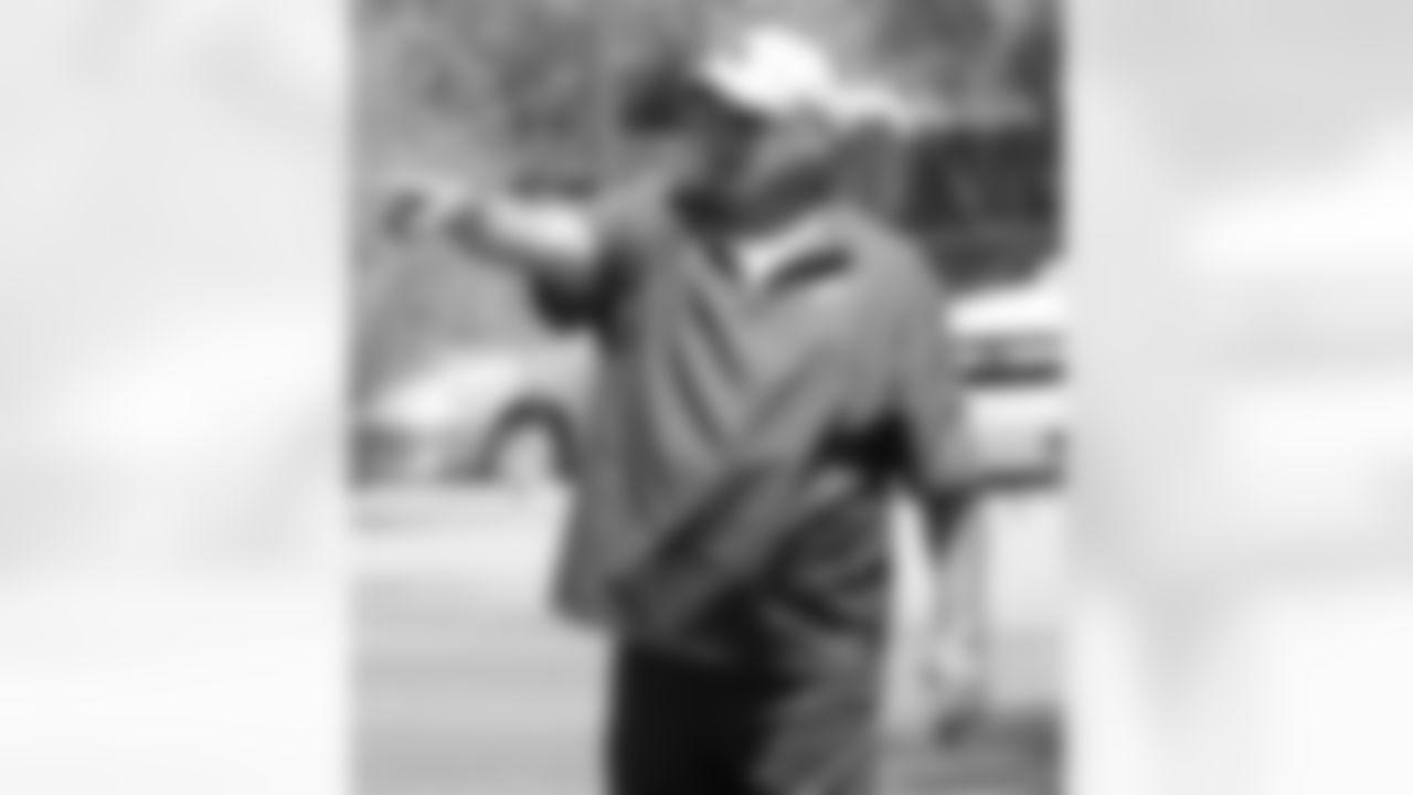 OL coach Russ Grimm