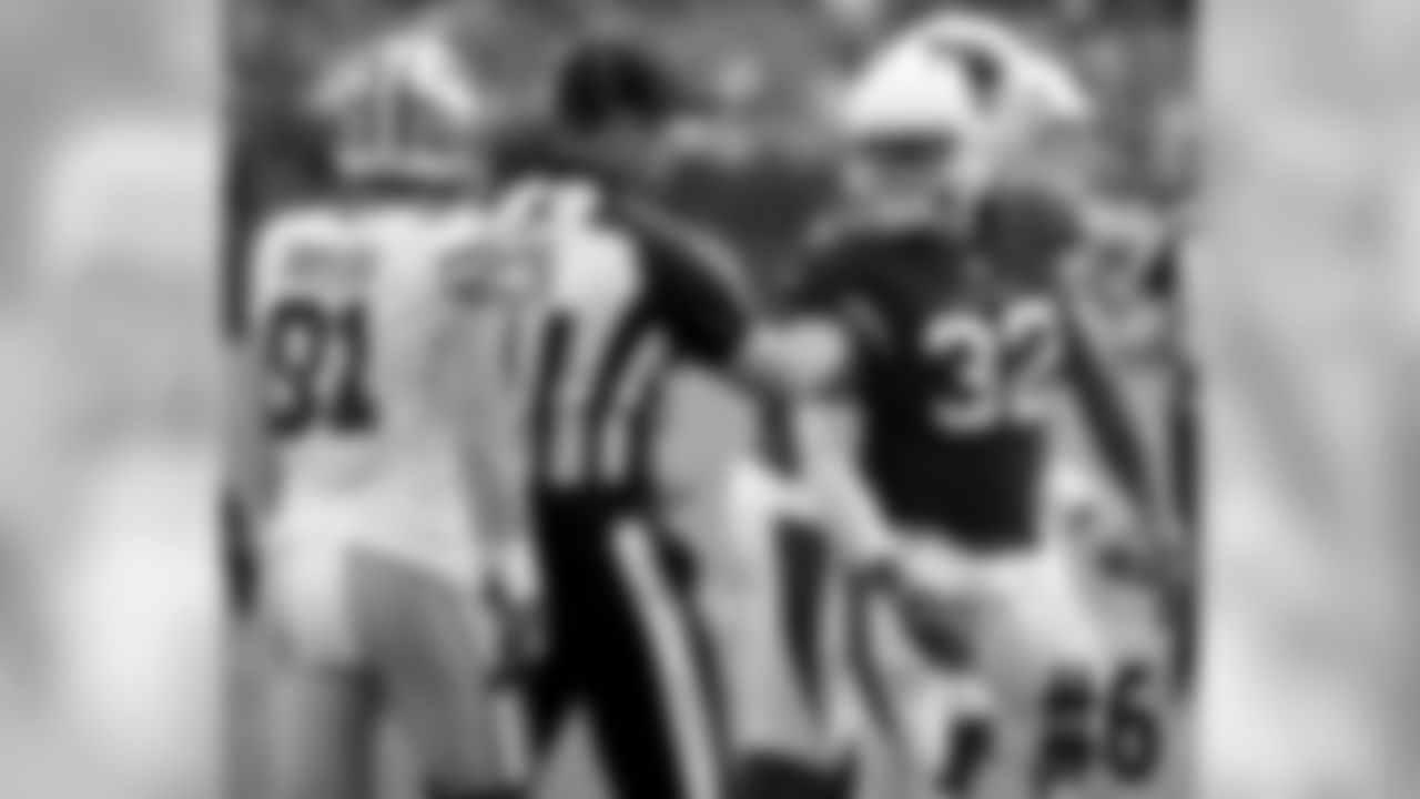 S Tyrann Mathieu mixes it up with 49ers WR Trent Taylor