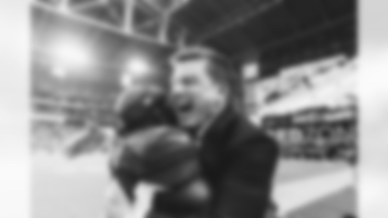 S Chris Banjo, Michael Bidwill