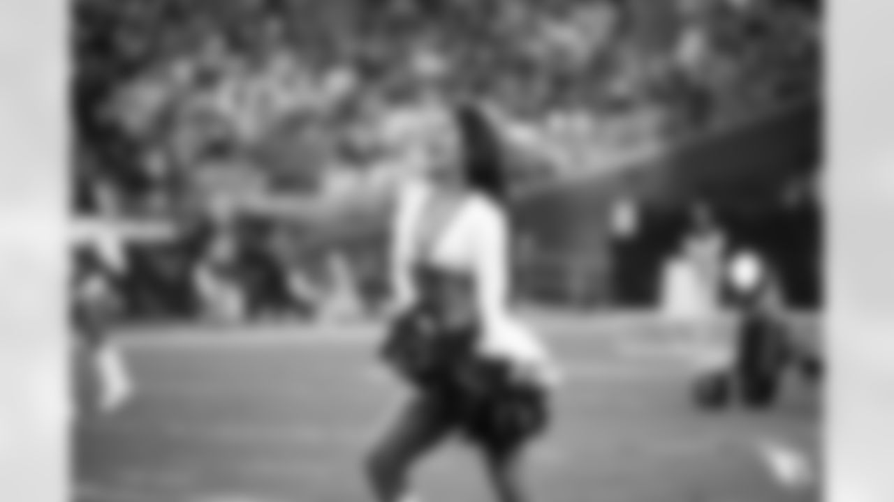 SEAHAWKS (62)