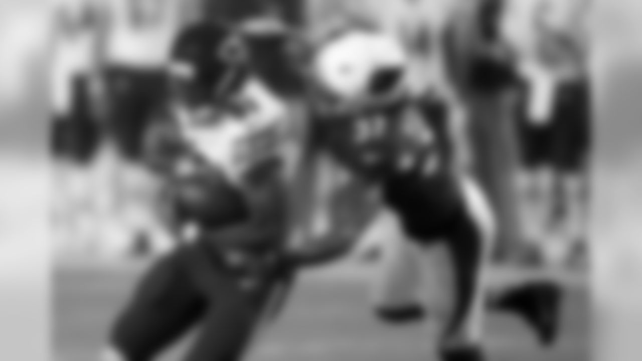 CB Tramon Williams makes the tackle