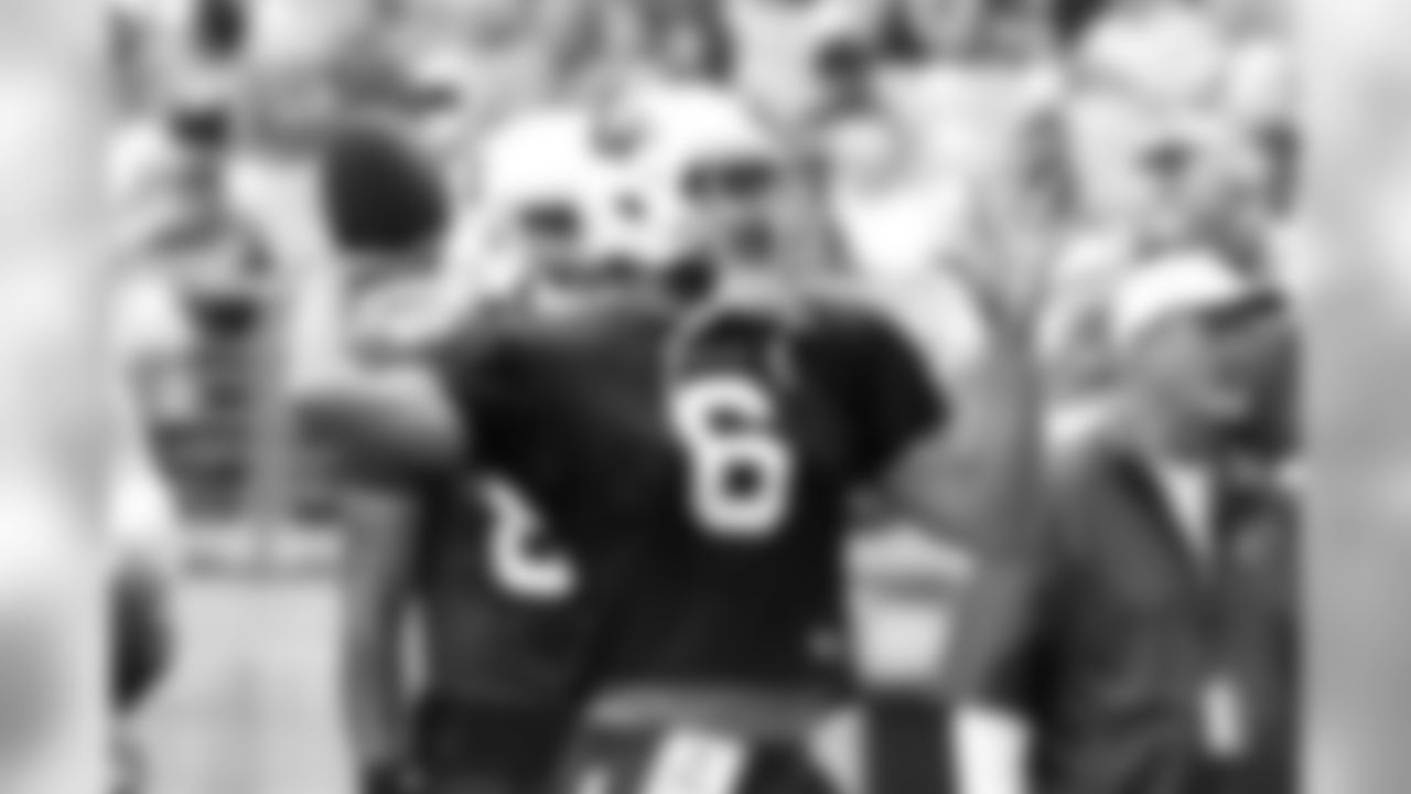 QB Logan Thomas