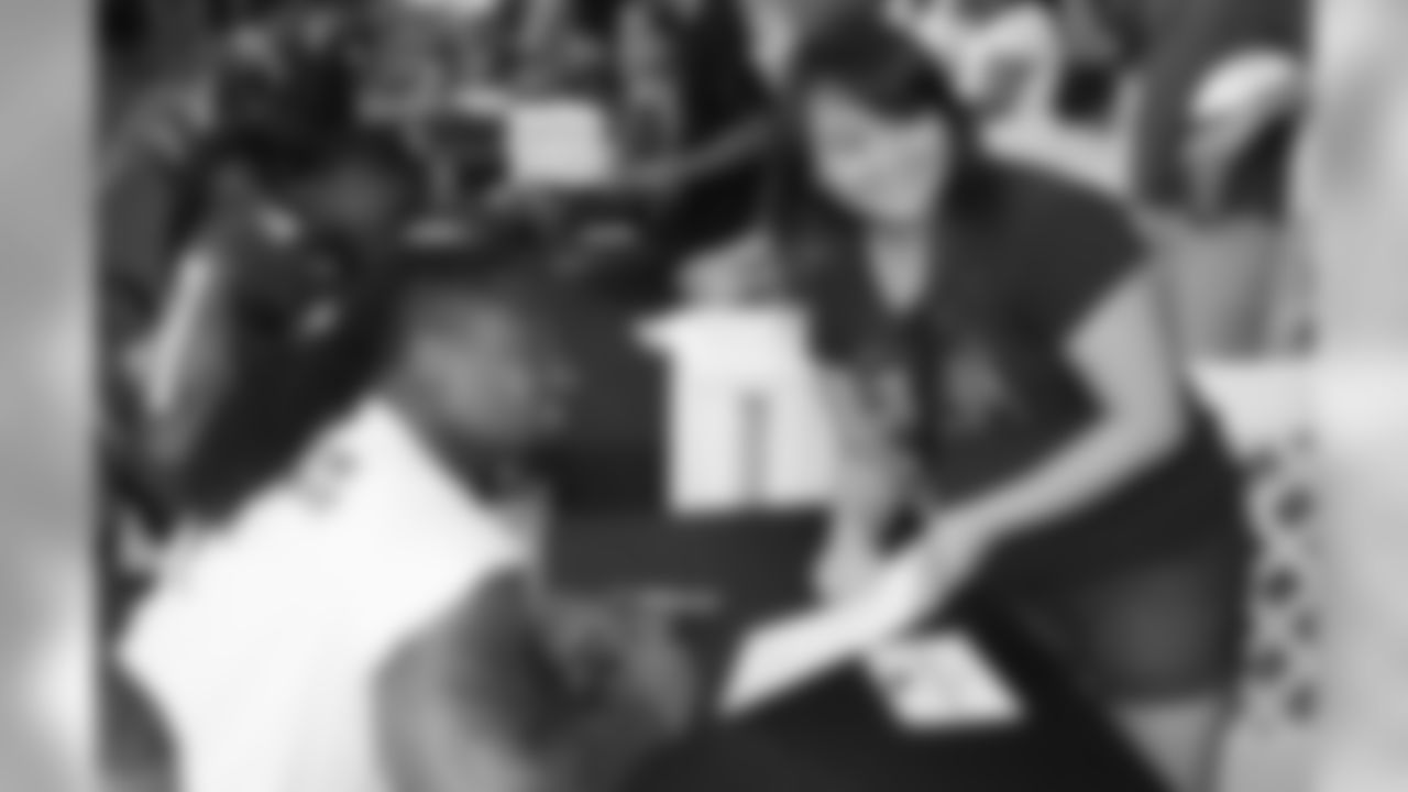 Darnell Dockett and a fan