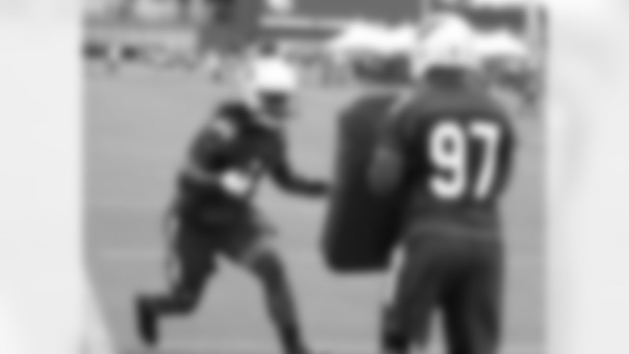 LB Markus Golden