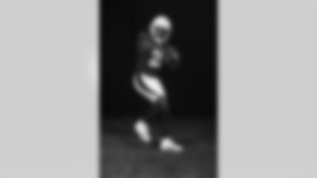 Arizona Cardinals running back Eno Benjamin (26) poses for a photo during Cardinals Media Day on Monday, June 13, 2022 in Tempe, AZ.
