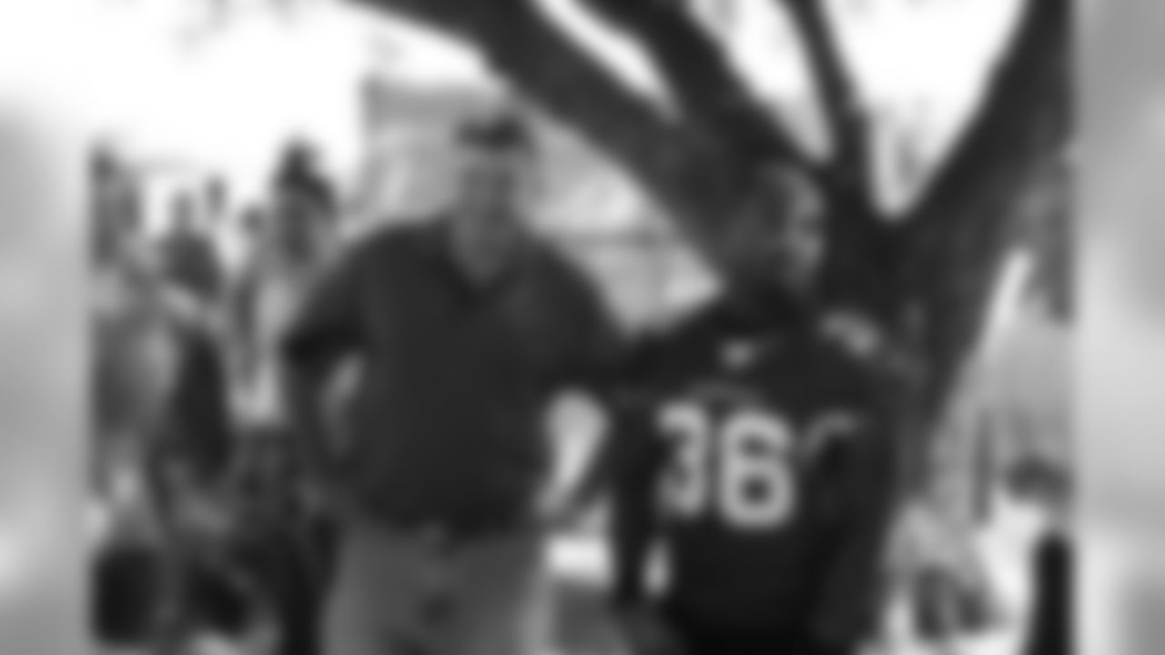 RB LaRod Stephens-Howling in 2010