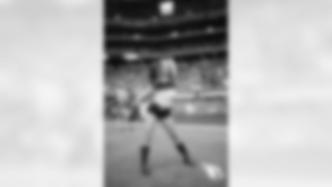 The Arizona Cardinals Cheerleaders during the Week 5 game against the Cincinnati Bengals on Sunday, Oct. 8, 2023.