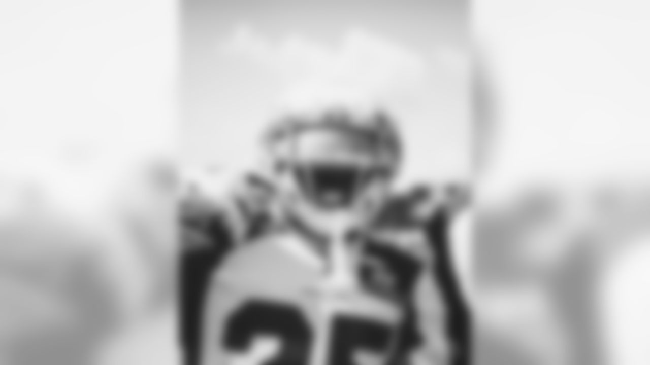 CB Chris Jones