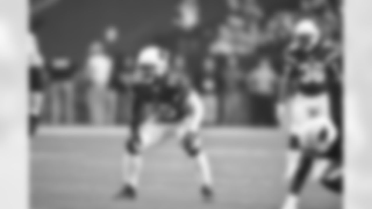 LB Sean Weatherspoon