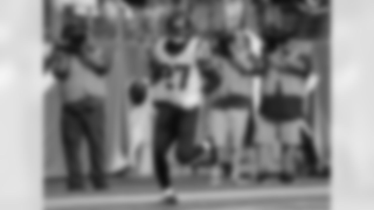 Quintin Demps