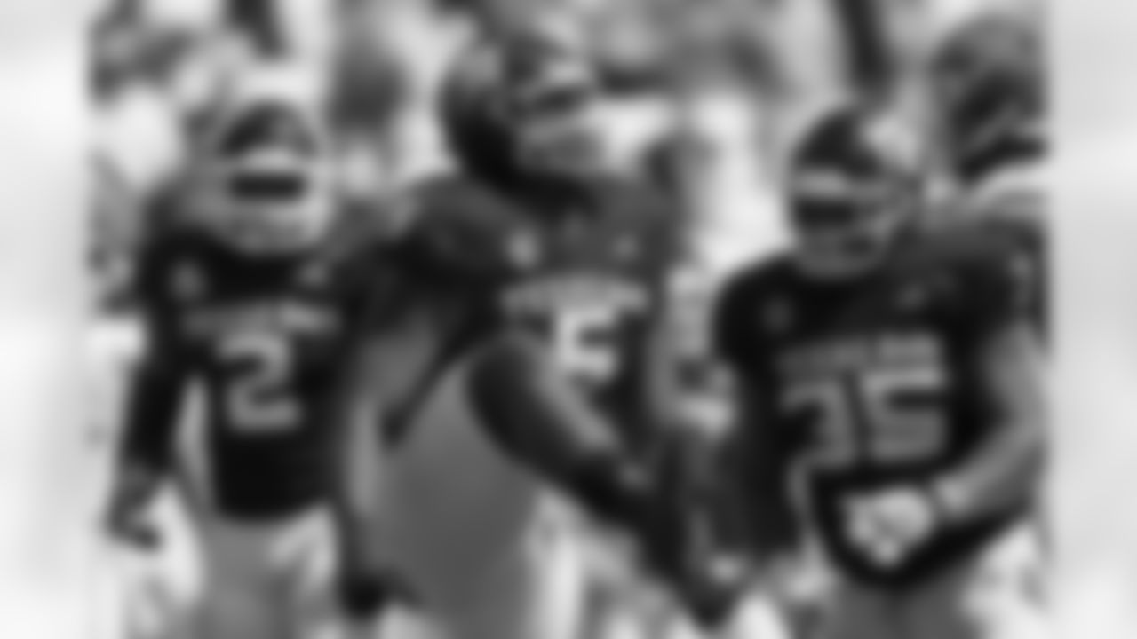 Texas A&M DL Bobby Brown III