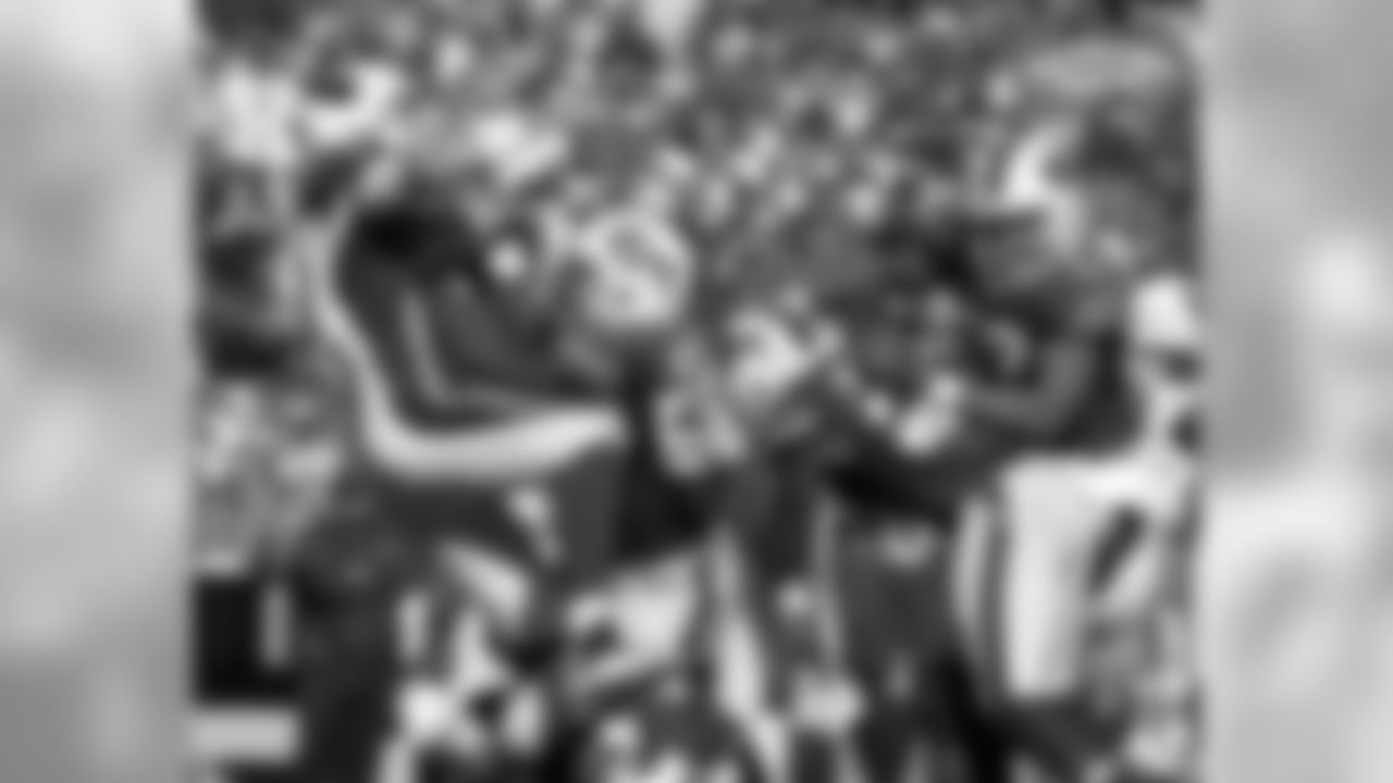 QB Carson Palmer under some pressure