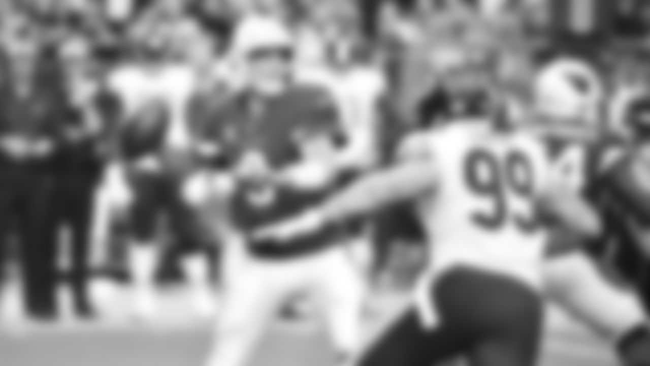 QB Sam Bradford: 50-of-80 for 400 yards, 2 TD, 4 INT
