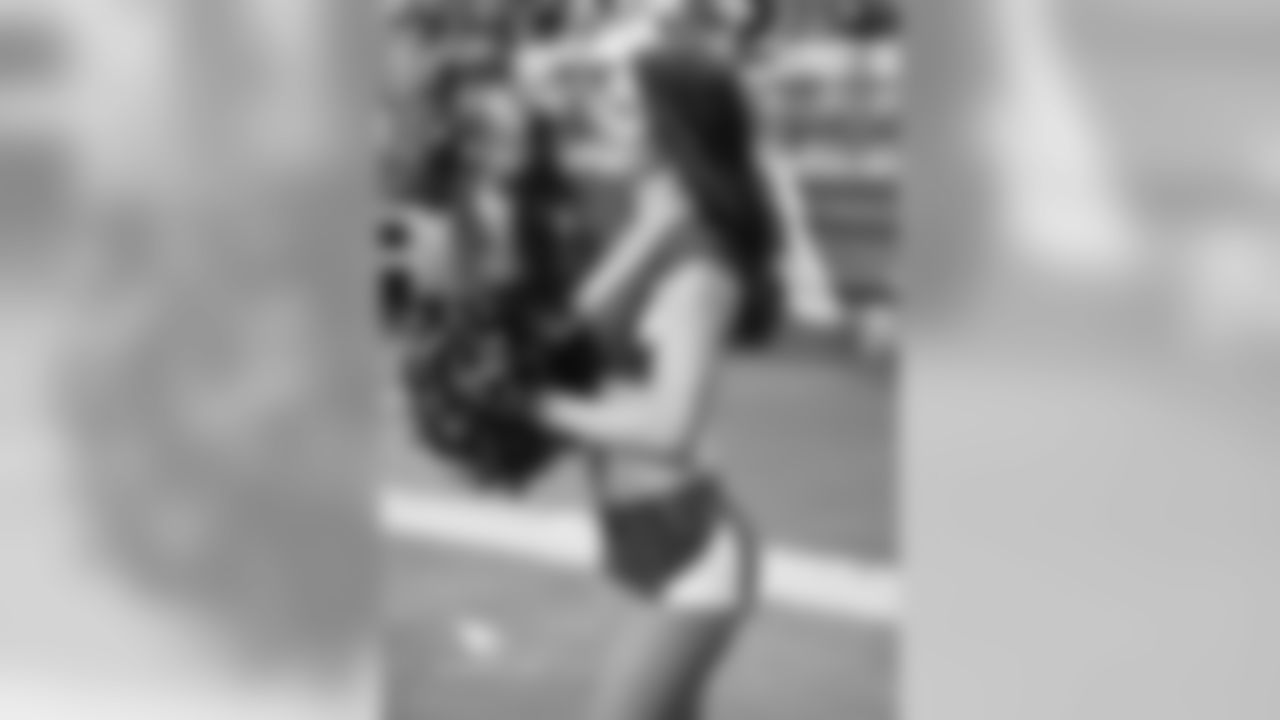 Images of Cardinals cheerleader Shae from the 2018 season
