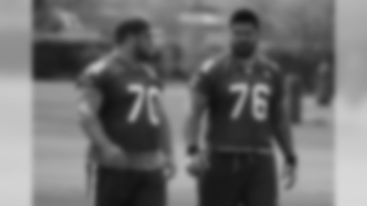 OL Evan Boehm and Mike Iupati