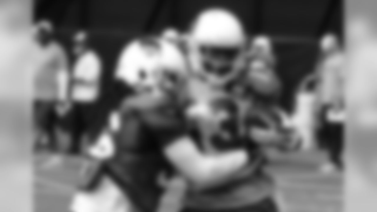 WR Jaron Brown hit by CB C.J. Roberts