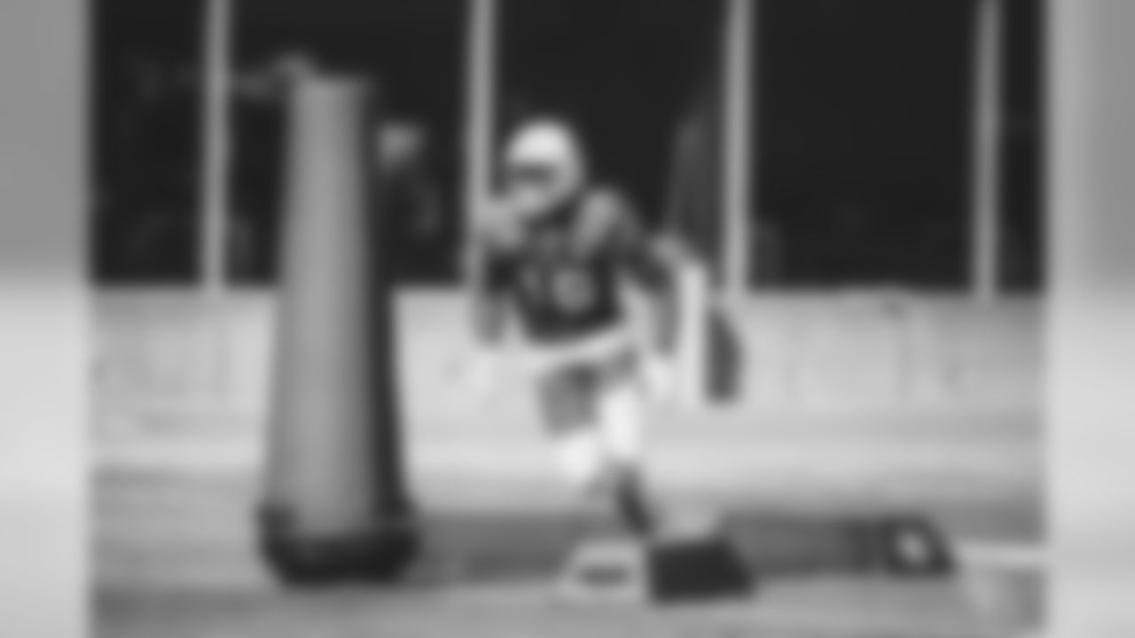 WR Trent Sherfield