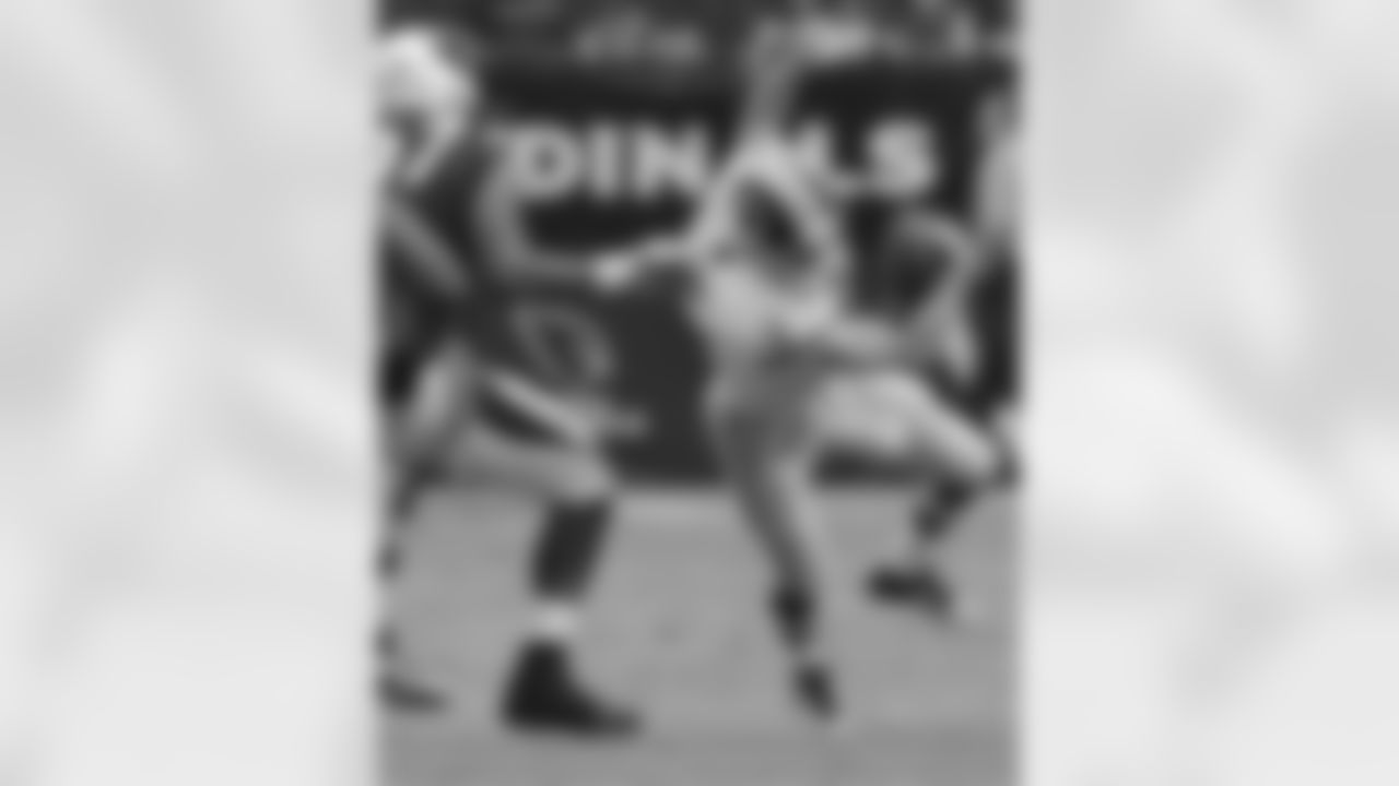 LB Alex Okafor sacks Redskins QB Kirk Cousins