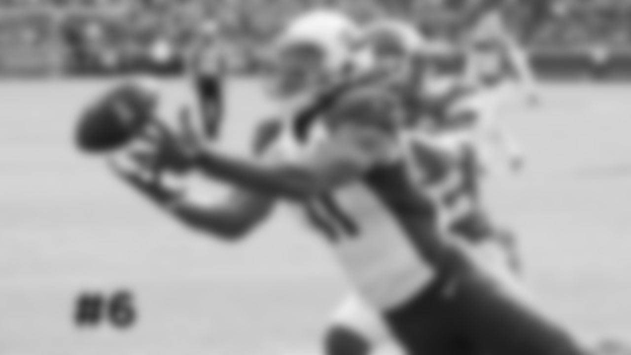 6. WR Larry Fitzgerald can't catch a pass in the end zone