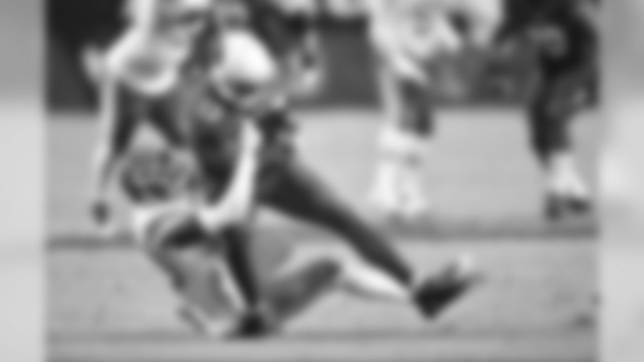 WR Jaron Brown