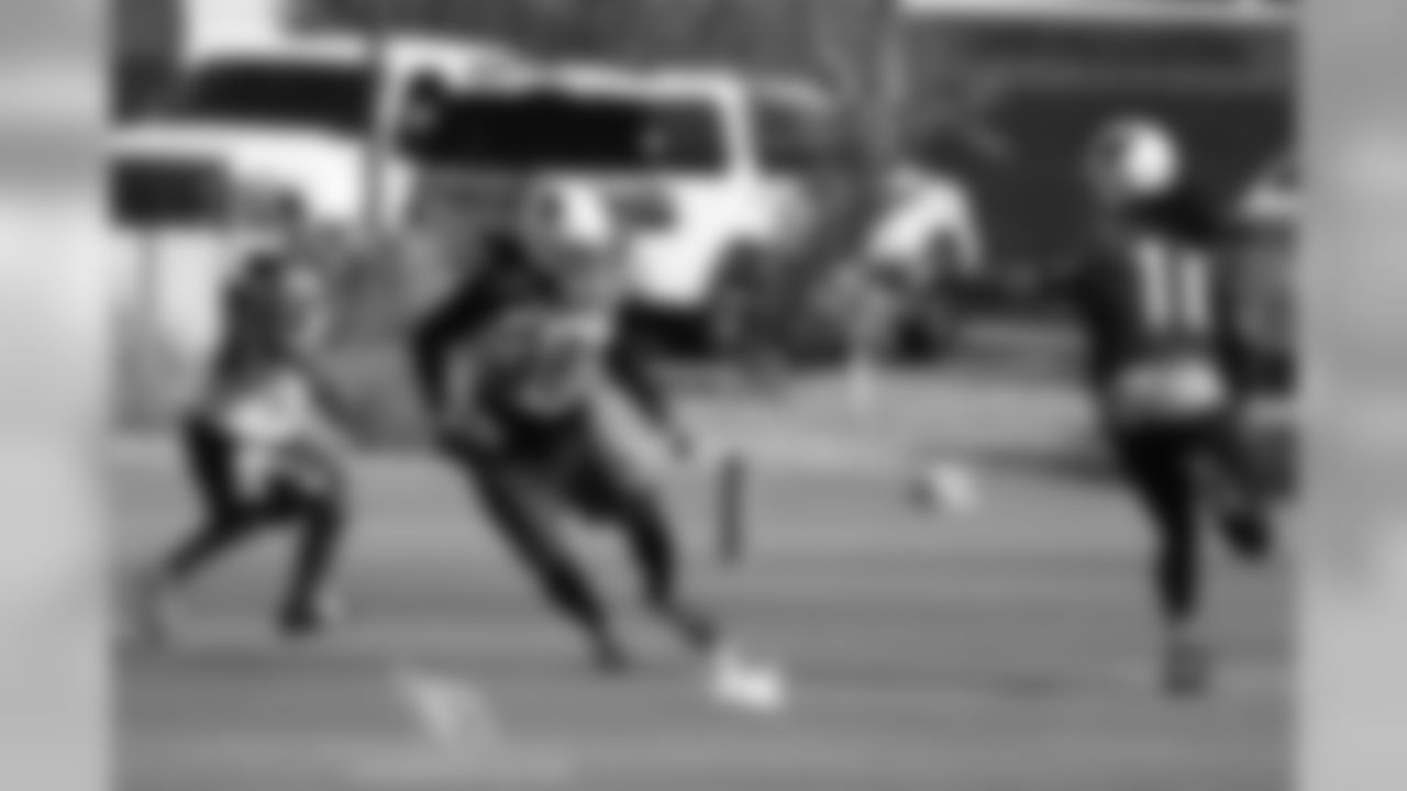 S D.J. Swearinger makes a pick
