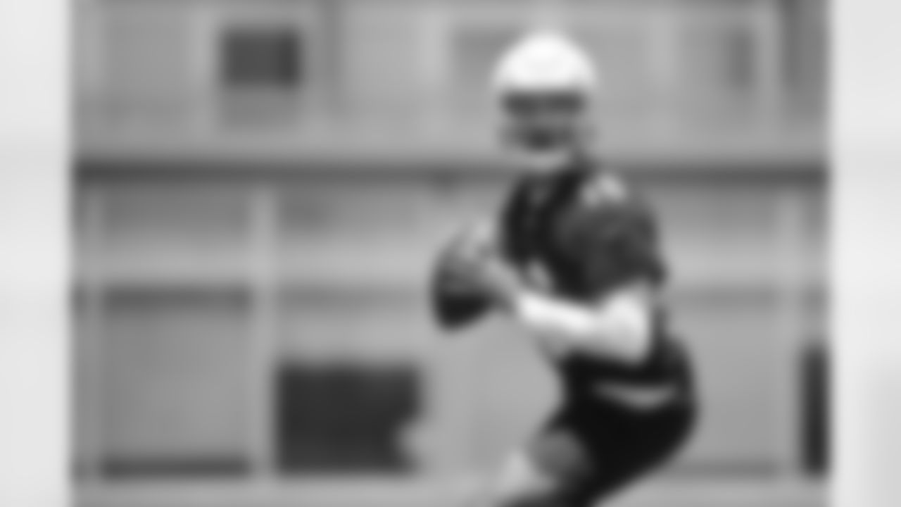Arizona Cardinals quarterback Jarrett Guarantano (16) practices during Week 1 of the OTA offseason program on Tuesday, May 24, 2022 in Tempe, AZ.