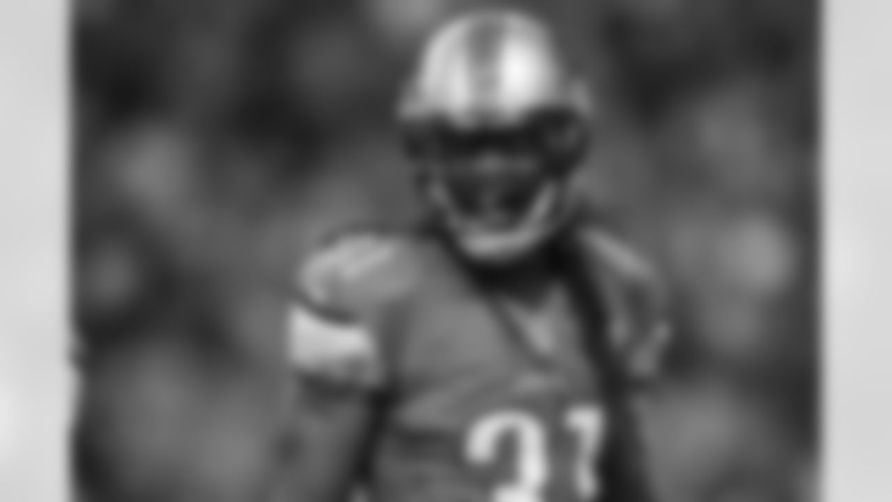 CB Rasean Mathis