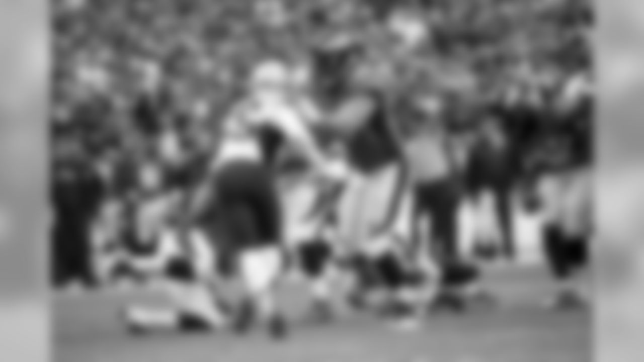 Mathis blocking against the Patriots