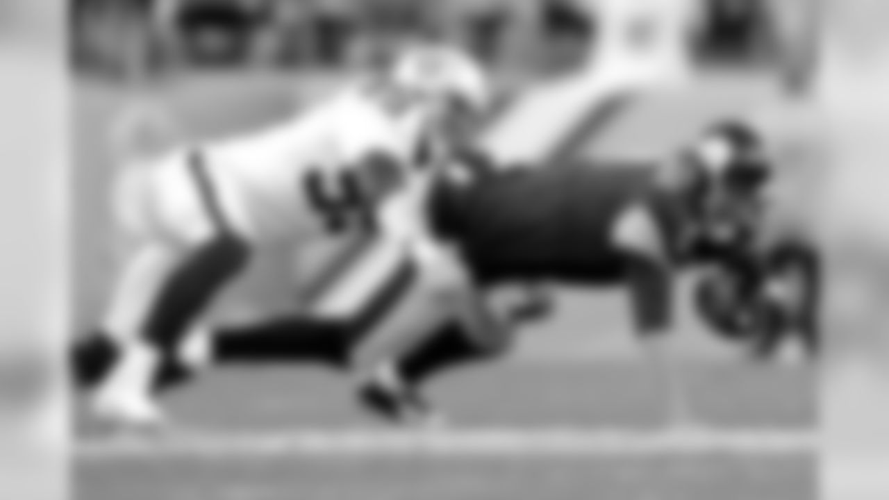 OLB Aldon Smith