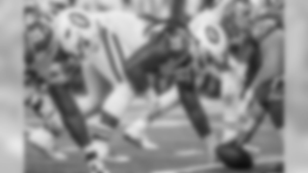 Defensive tackle Steve McLendon