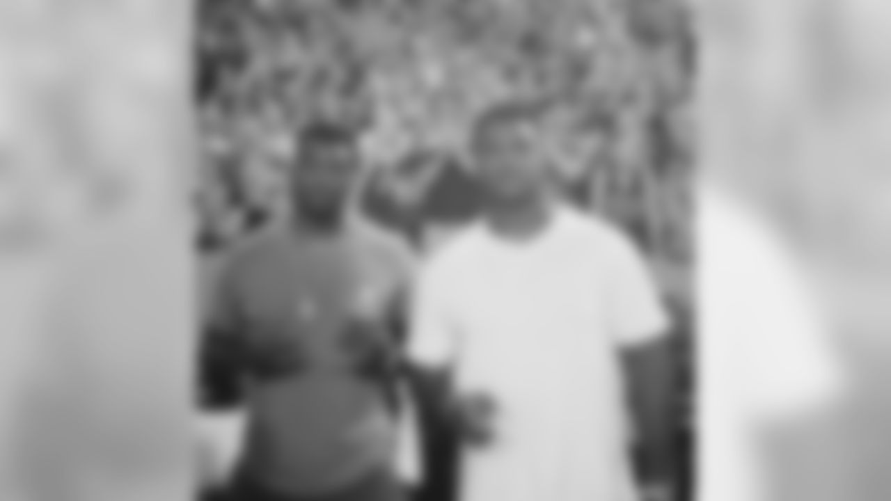 T D.J. Humphries (@74_hump) at the Florida game