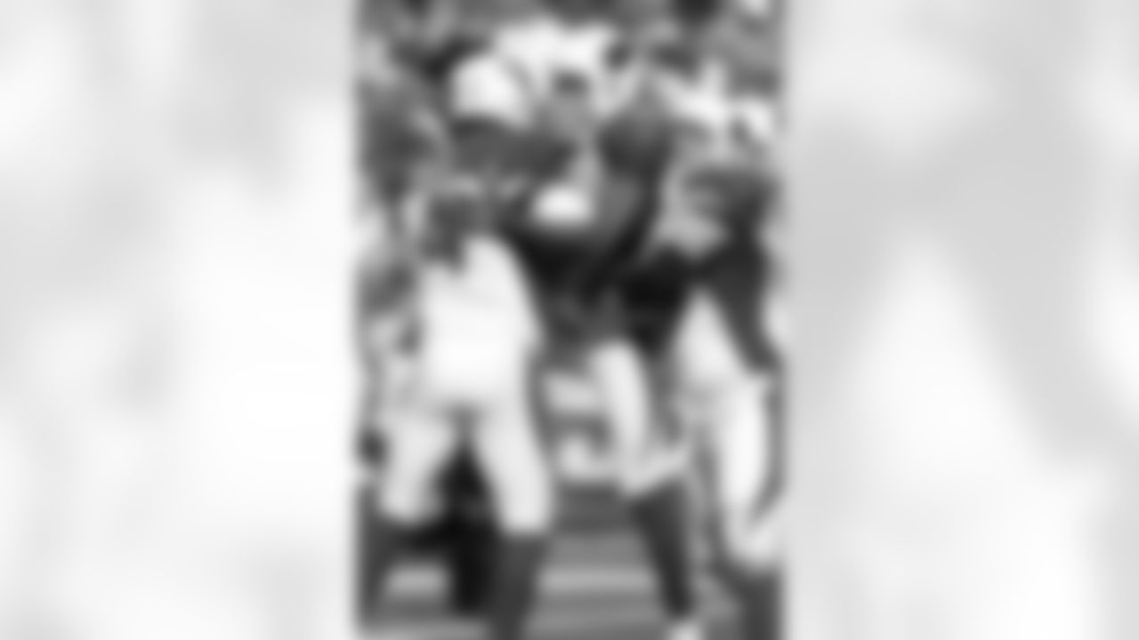 QB Kevin Kolb