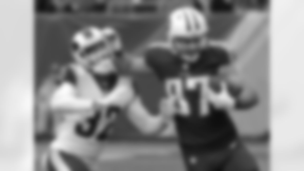 Eric Decker