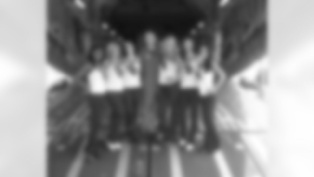 Show Team Tour