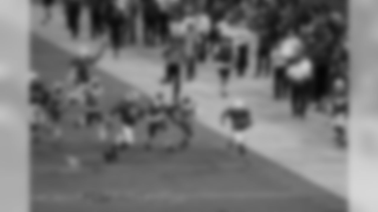 Johnson down the sideline vs. the Jets