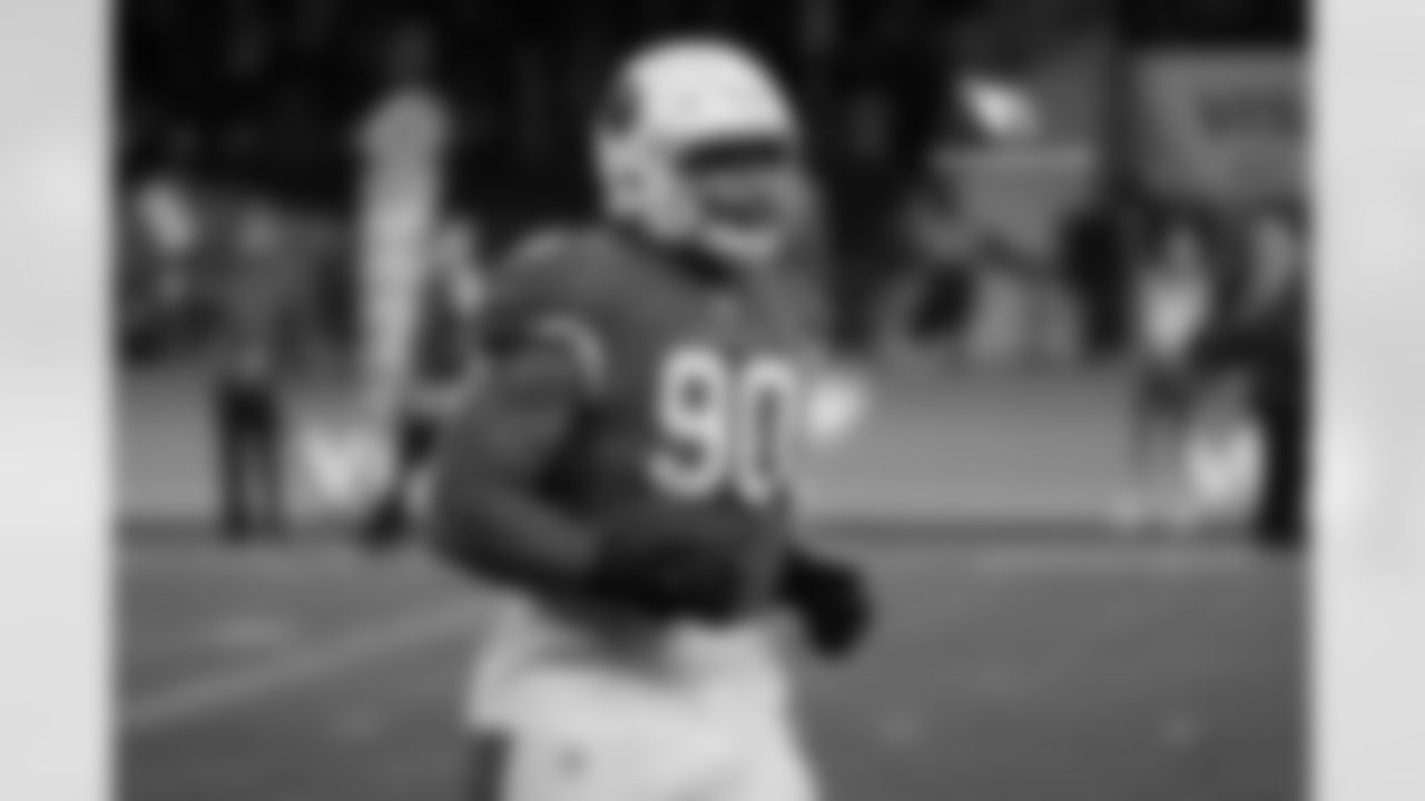 DL Robert Nkemdiche