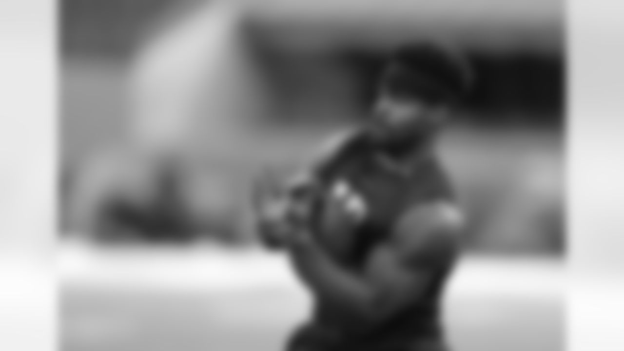 Western Kentucky LB Joel Iyiegbuniwe: Projected seventh-rounder