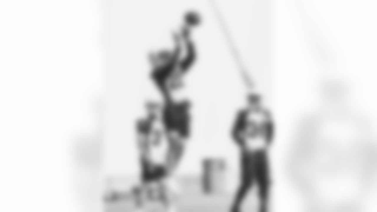 CB De'Vante Bausby