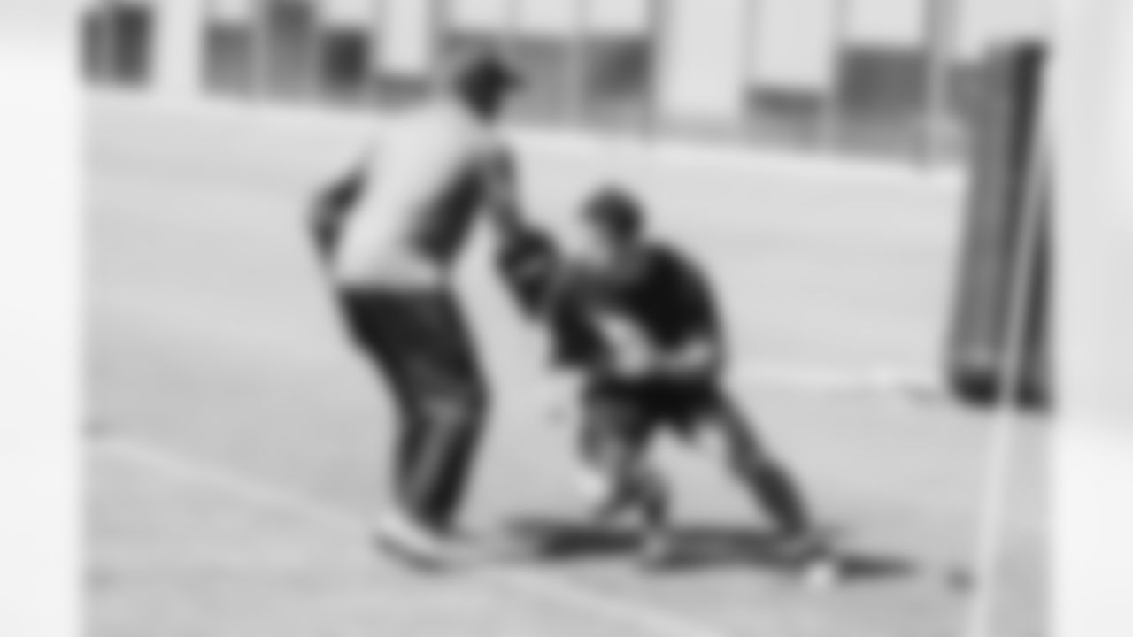 WR Andy Isabella participating in drill work.