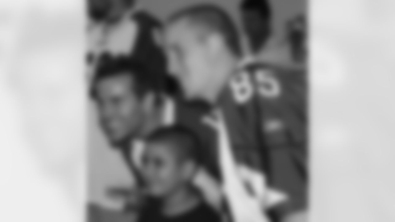 Cardinals In The Community 11-18-08