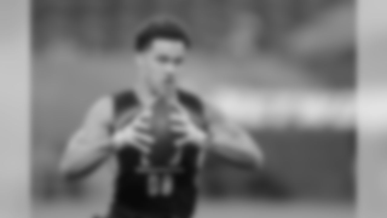 Washington defensive back Byron Murphy runs a drill during the NFL football scouting combine, Monday, March 4, 2019, in Indianapolis.
