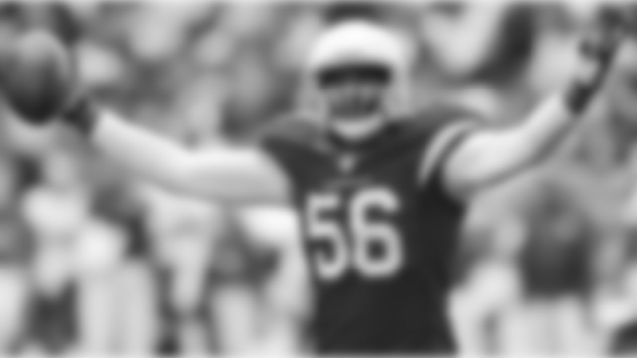 Linebacker Karlos Dansby