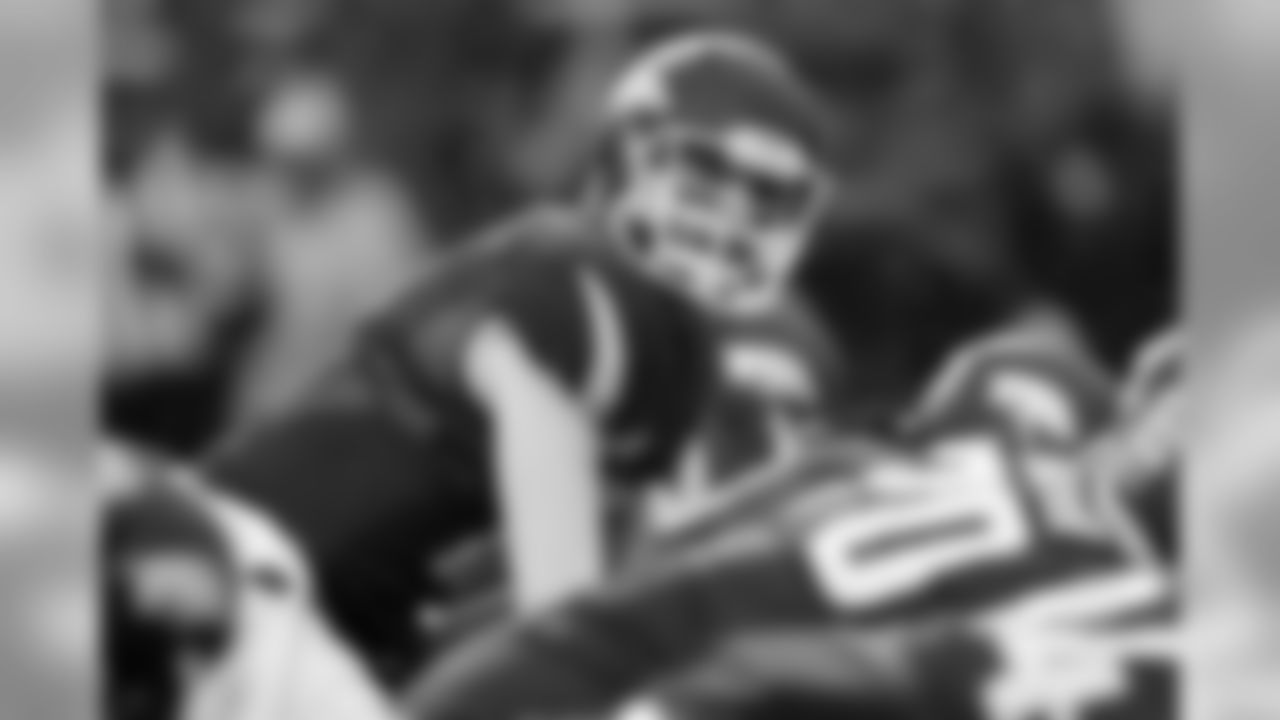 Arkansas' Brandon Allen: Projected sixth-rounder