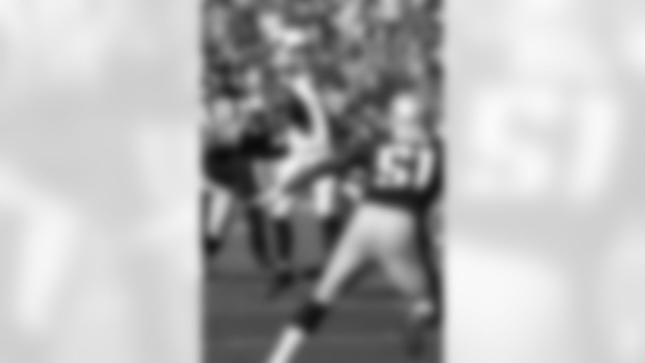 QB Kevin Kolb