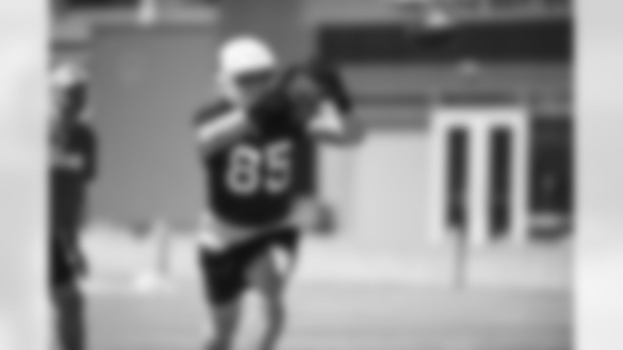 Arizona Cardinals tight end Trey McBride (85) during the first day of the 2022 Arizona Cardinals Minicamp on Tuesday, June 14, 2022 in Tempe, AZ.