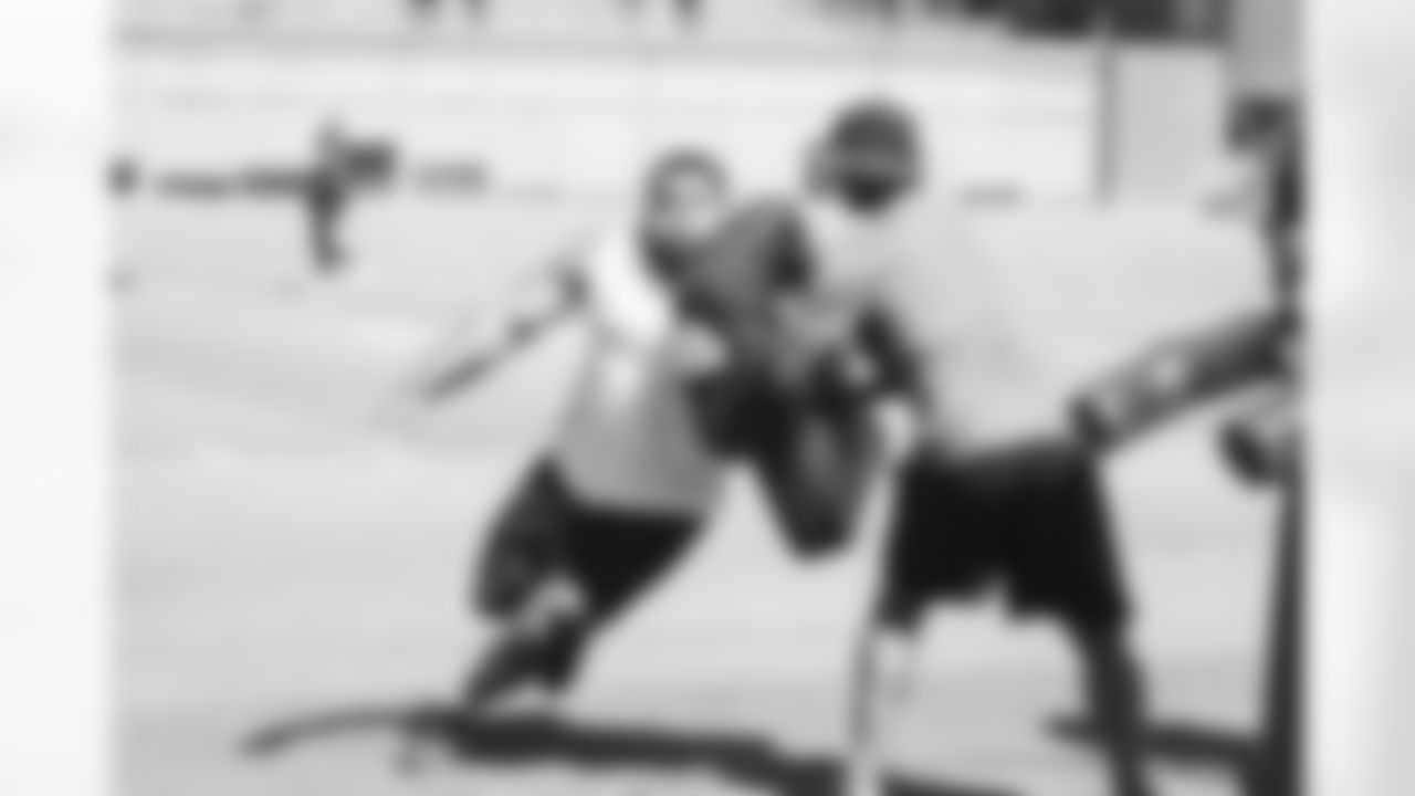 DL Rashard Lawrence