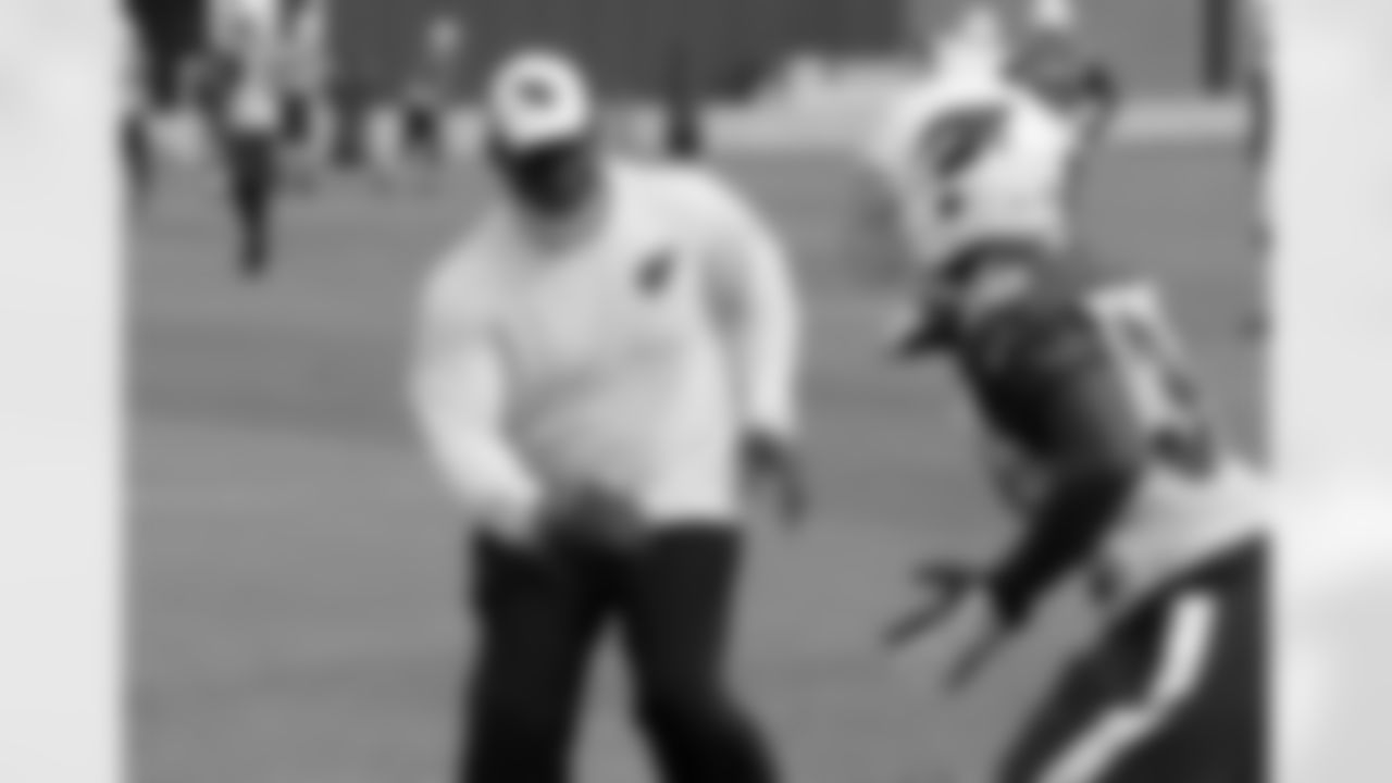 RB coach Stump Mitchell