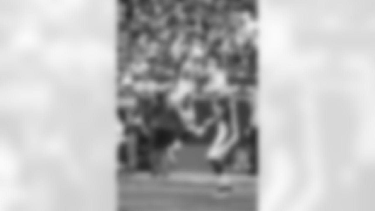 Jeff King celebrates his TD